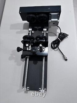Axe rotatif OMTech pour rotation de surface de cylindre pour graveur-découpeur laser CO2.