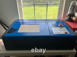 K40 graveur laser CO2 Couleur bleue, tout neuf jamais utilisé