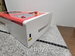Machine à graver Omtech 40W CO2 avec refroidisseur d'eau