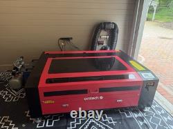 Pack complet pour activité de gravure laser OMTech 130W laser CO2 + accessoires